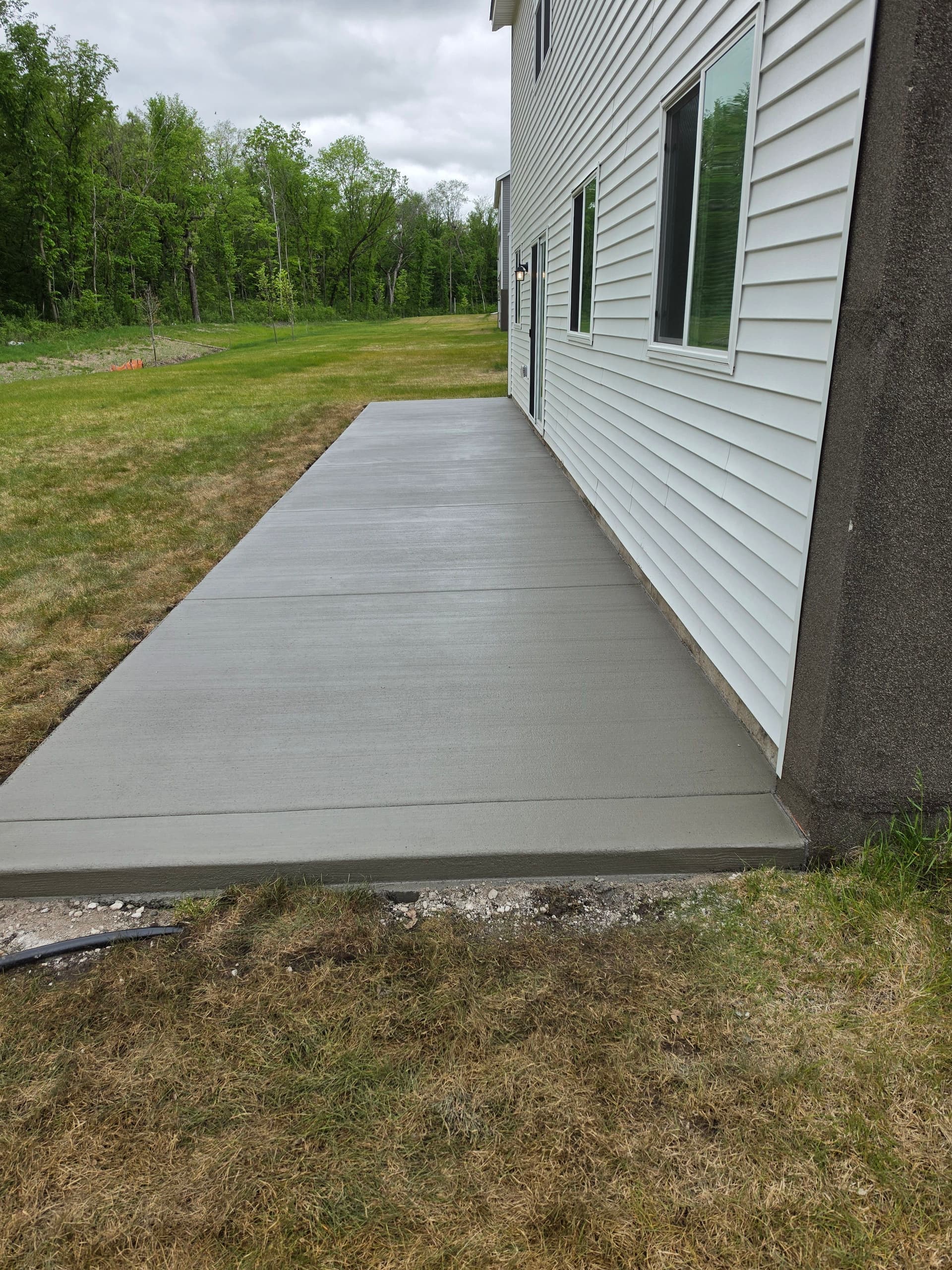 Gallery photos for Roman Slate Stamped Patios and Broom Finish Concrete Wrapping Up the Week: Image #7