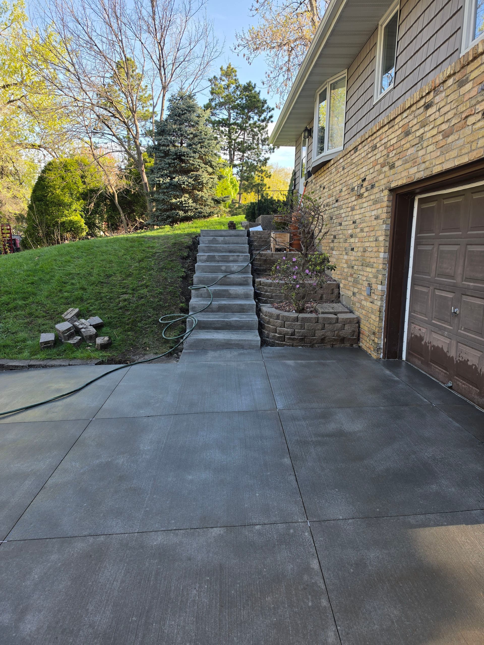 Gallery photos for Driveways, Steps, and a Pool Deck - Big Week for Our Crew: Image #2