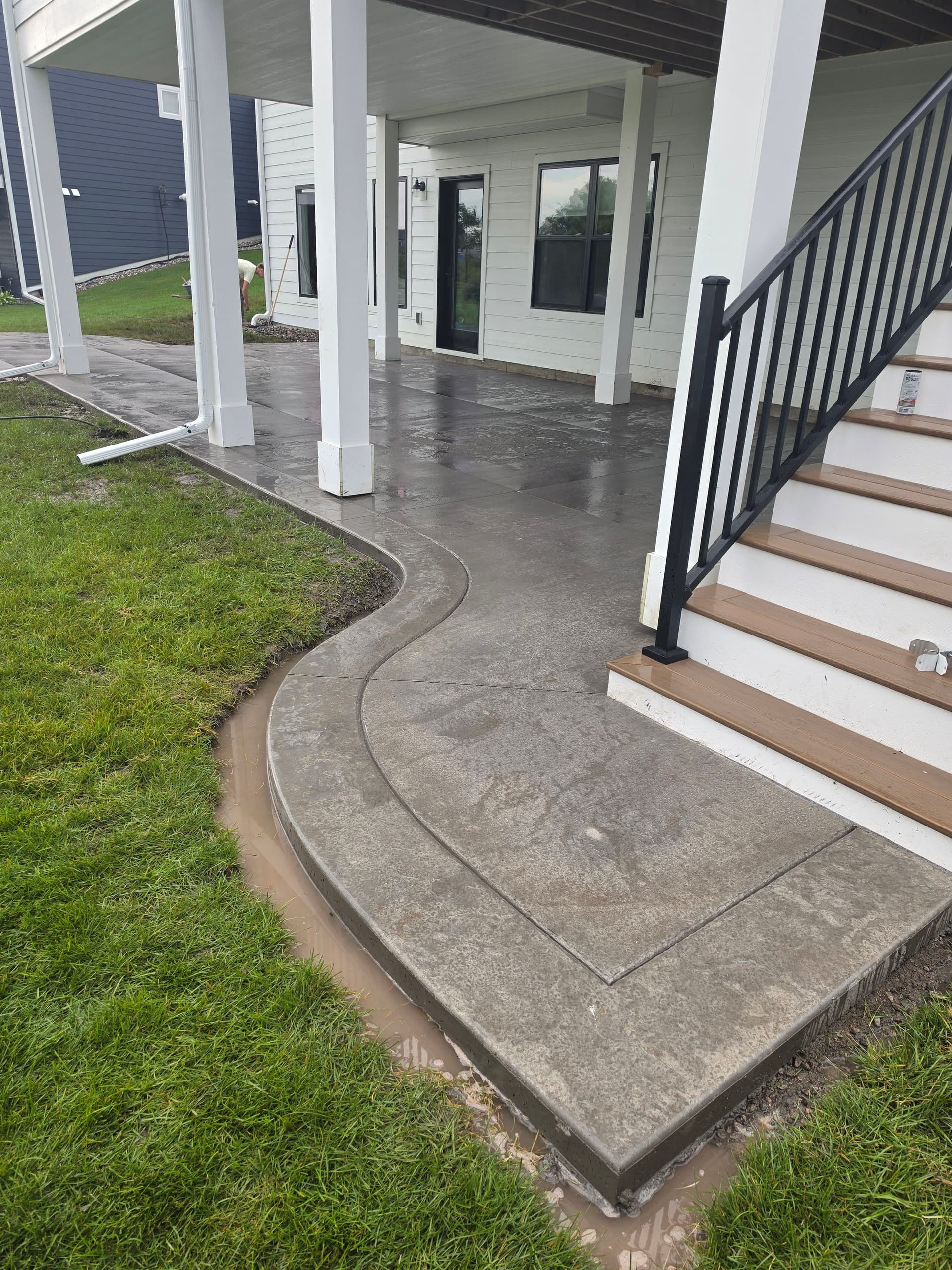 Gallery photos for 4 Backyard Concrete Patios Built in One Week: Image #3