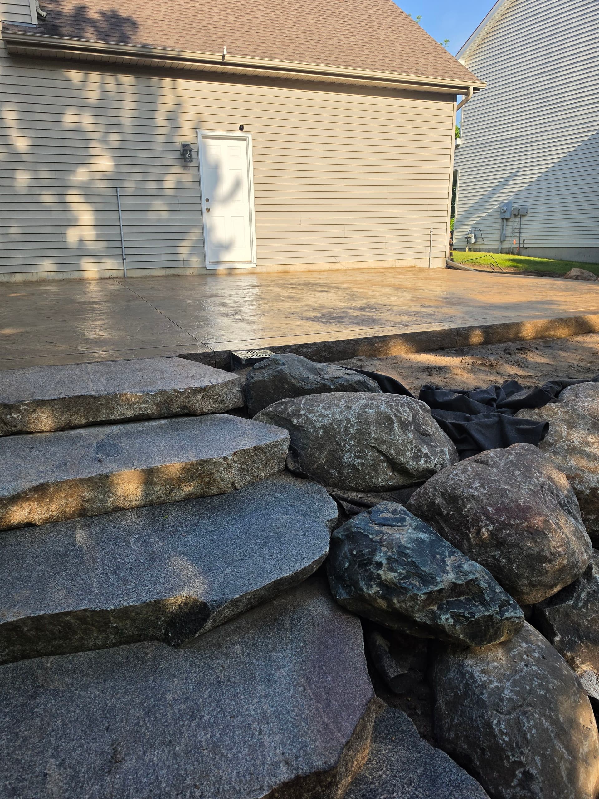 Gallery photos for Roman Slate Stamped Patios and Broom Finish Concrete Wrapping Up the Week: Image #3