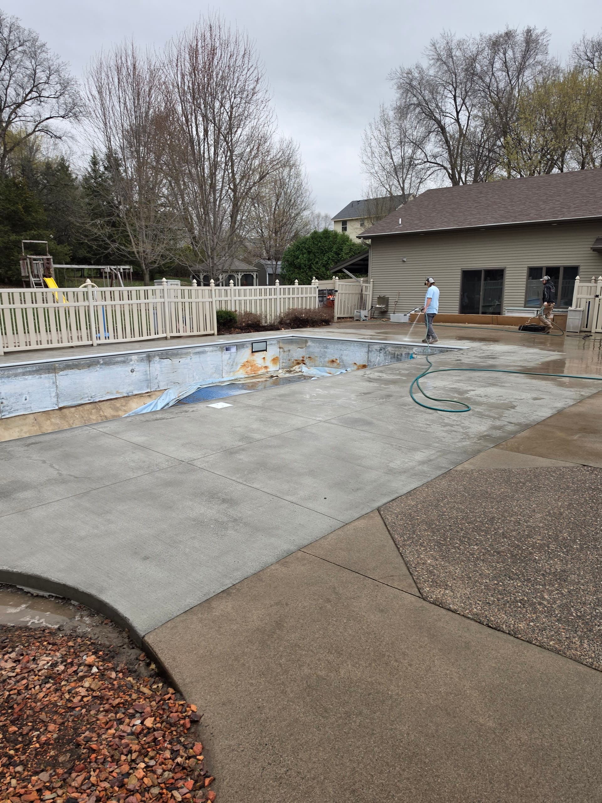 Gallery photos for Pool Deck Concrete Pour for Nassau Pools Start to Finish: Image #4