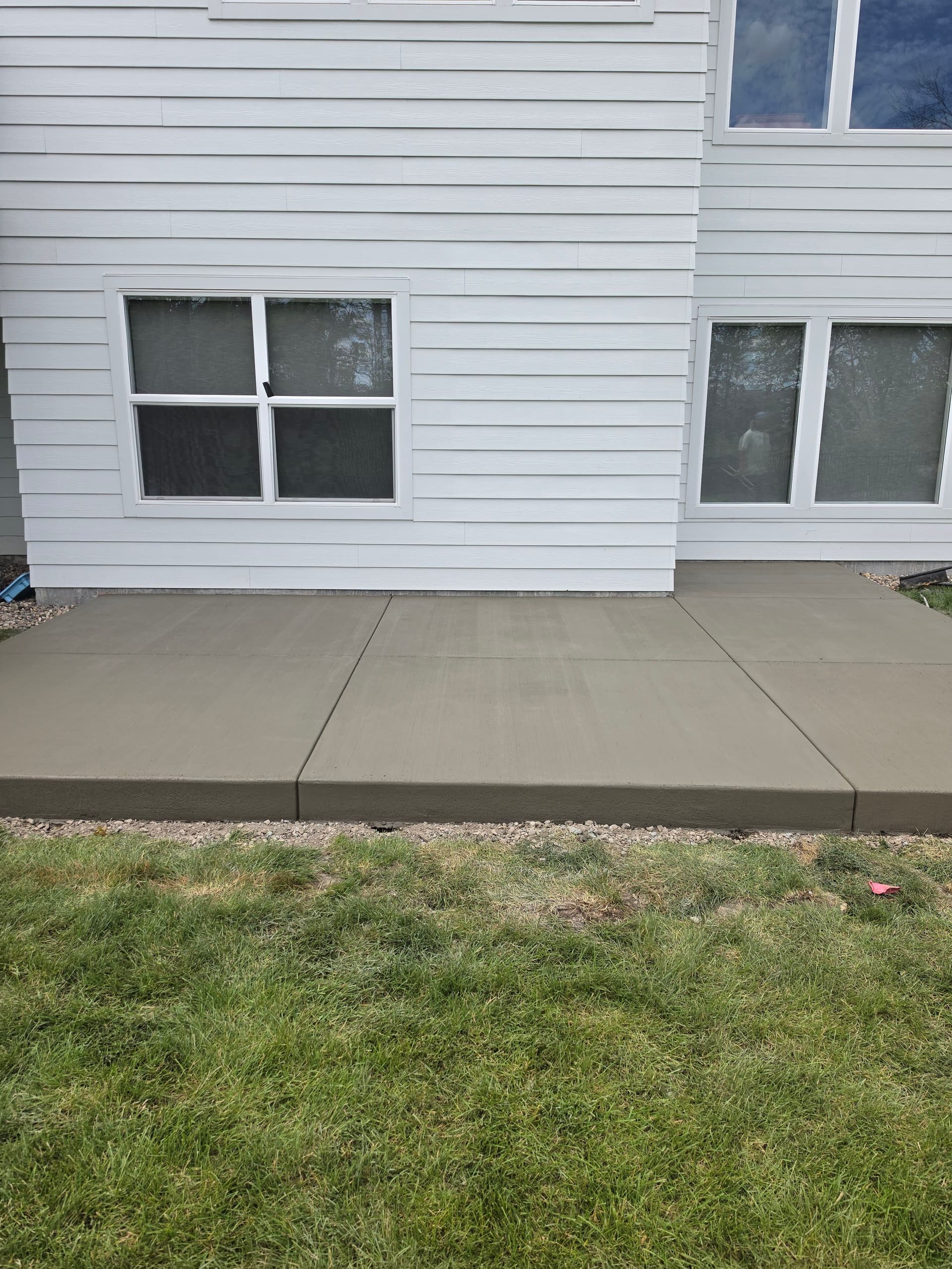 Gallery photos for 4 Backyard Concrete Patios Built in One Week: Image #8