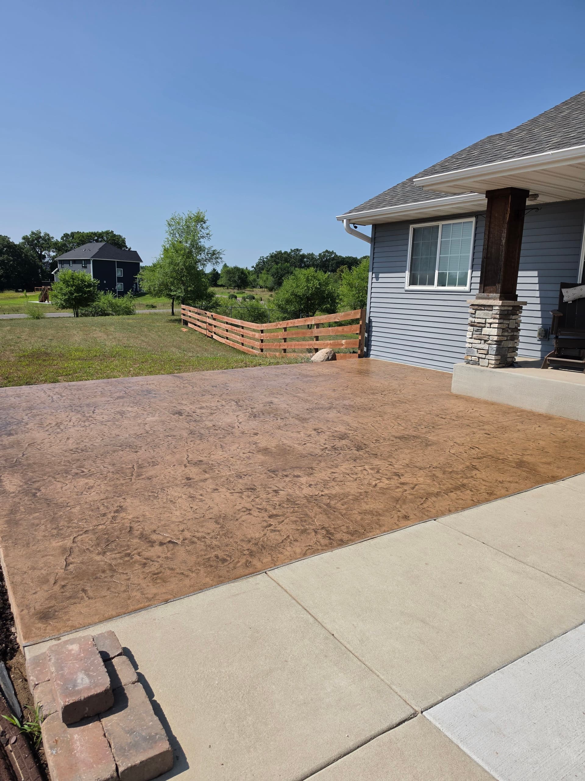 Gallery photos for Stamped Concrete Patios That Turn Backyards Into Usable Space: Image #6