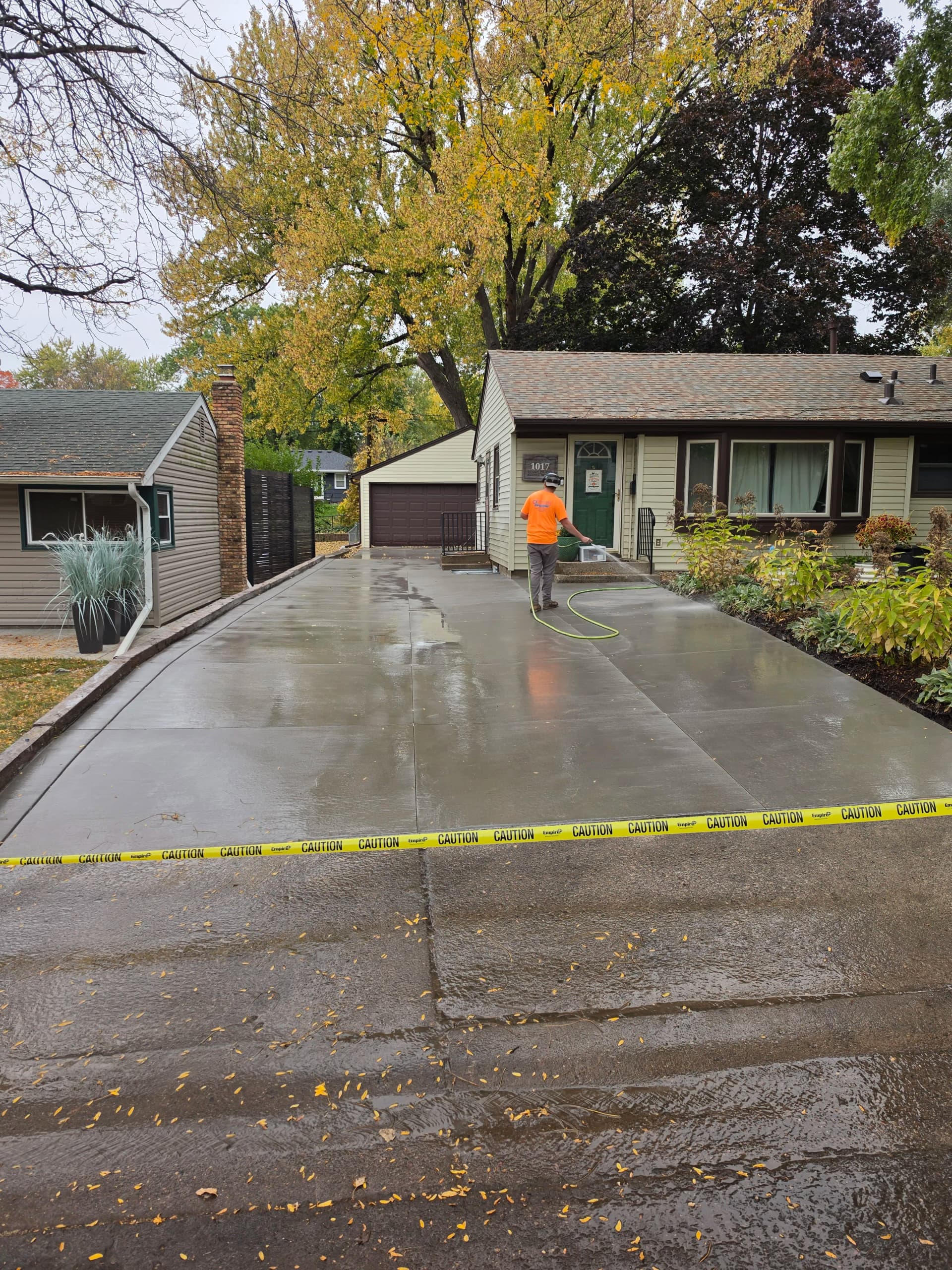 Gallery photos for Driveways, Patios, Steps, and Sidewalks Done Right: Image #3