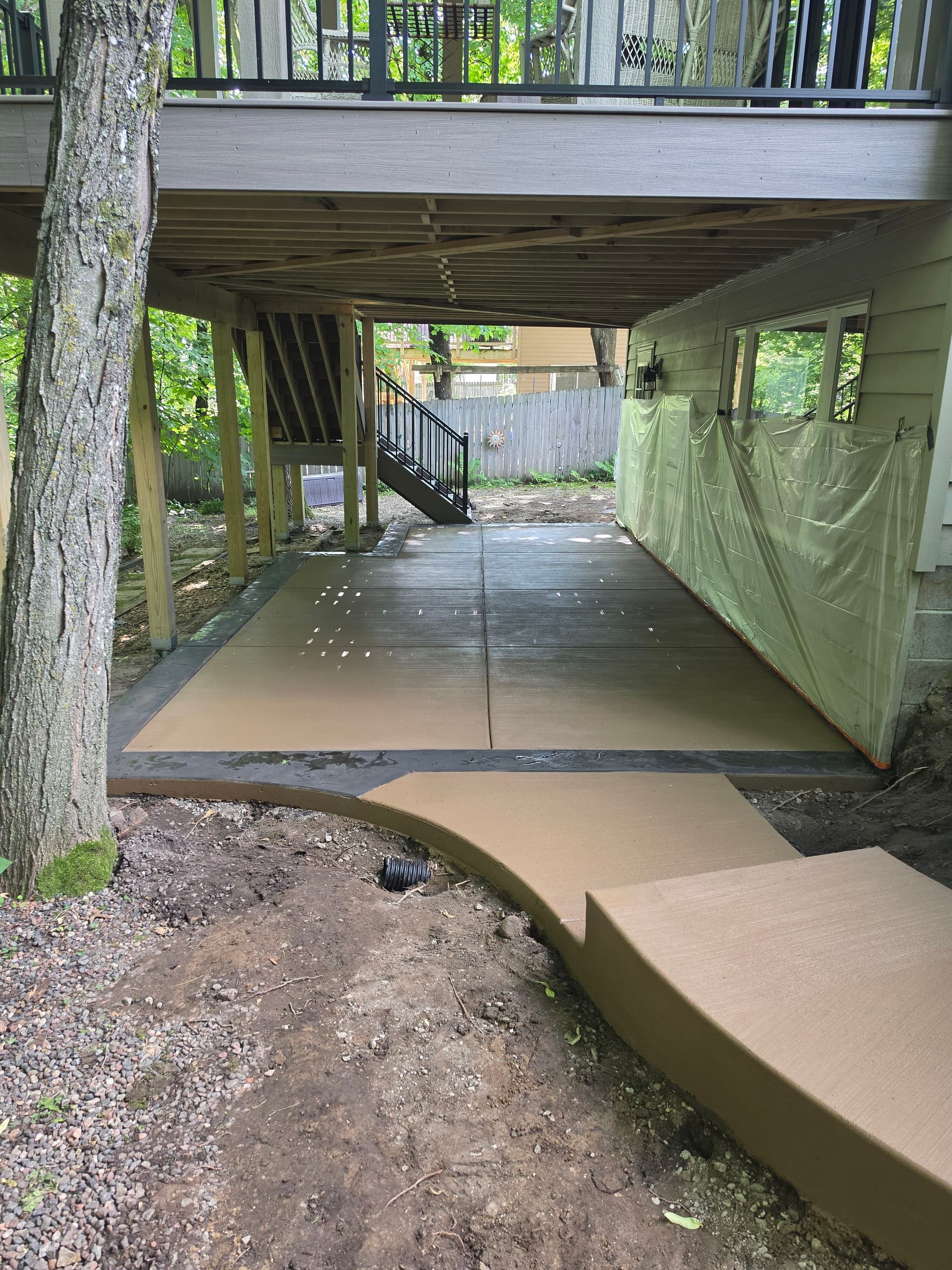 Gallery photos for 4 Backyard Concrete Patios Built in One Week: Image #6
