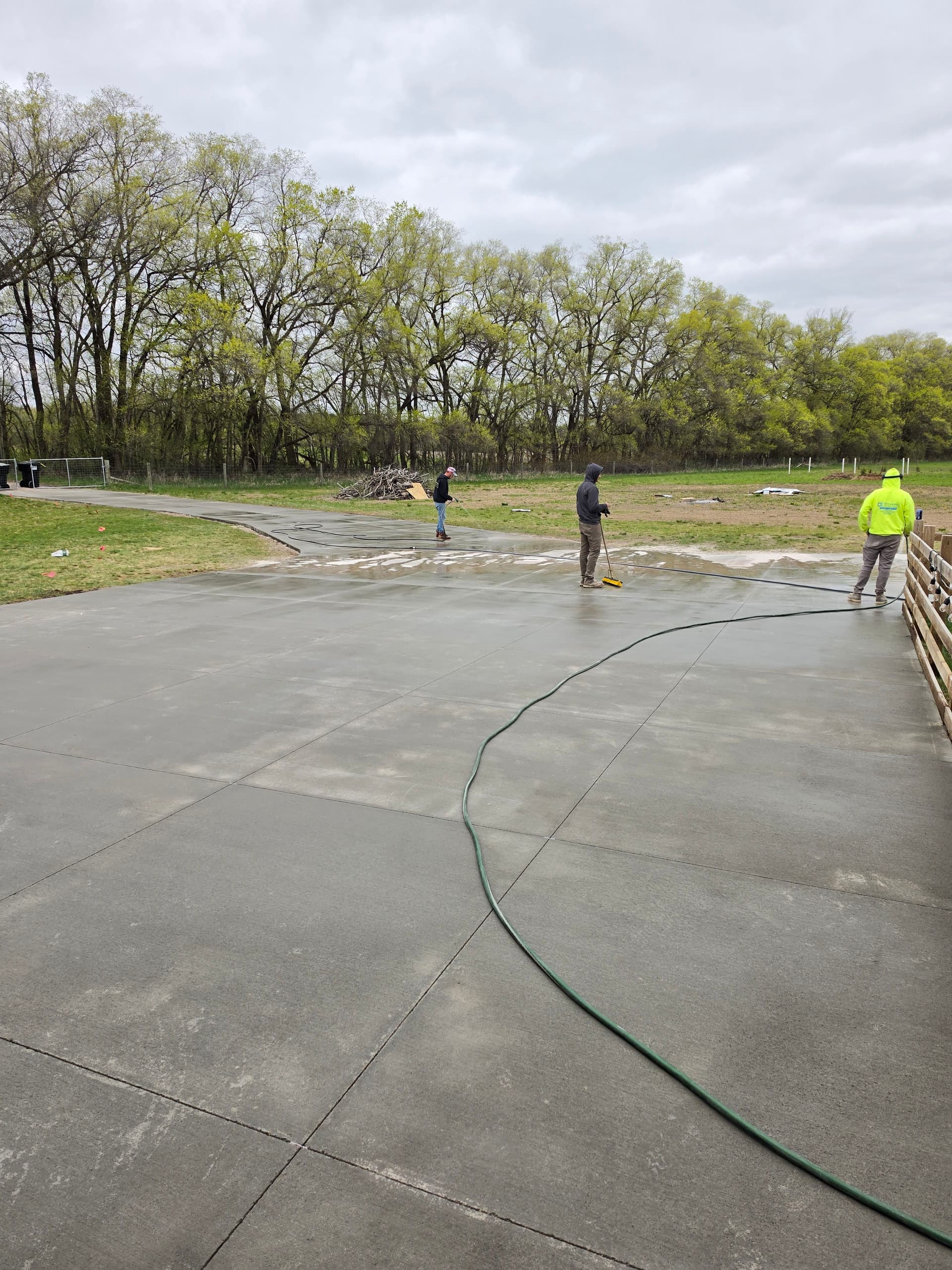 Gallery photos for 50 Yards of Concrete Poured on a Large Residential Property: Image #1