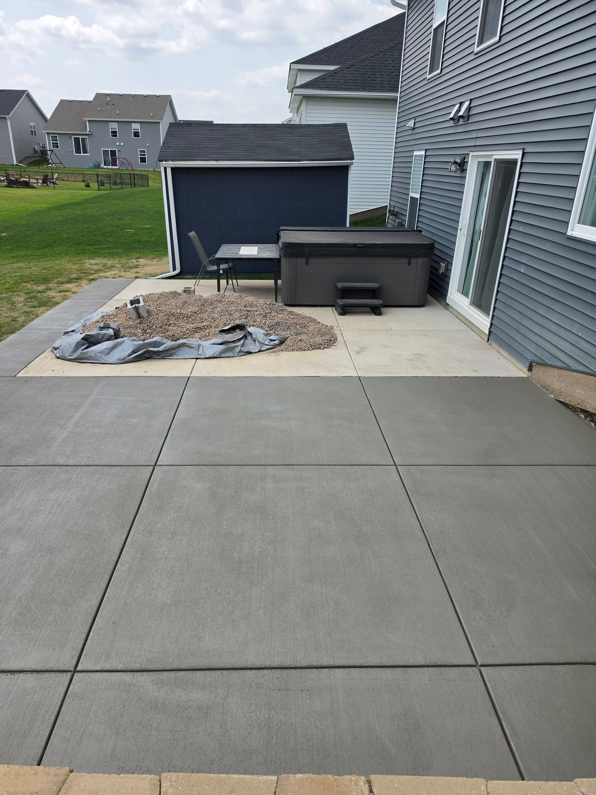 Gallery photos for Pool Deck, Patios, and a Metallic Interior Floor All in One: Image #3