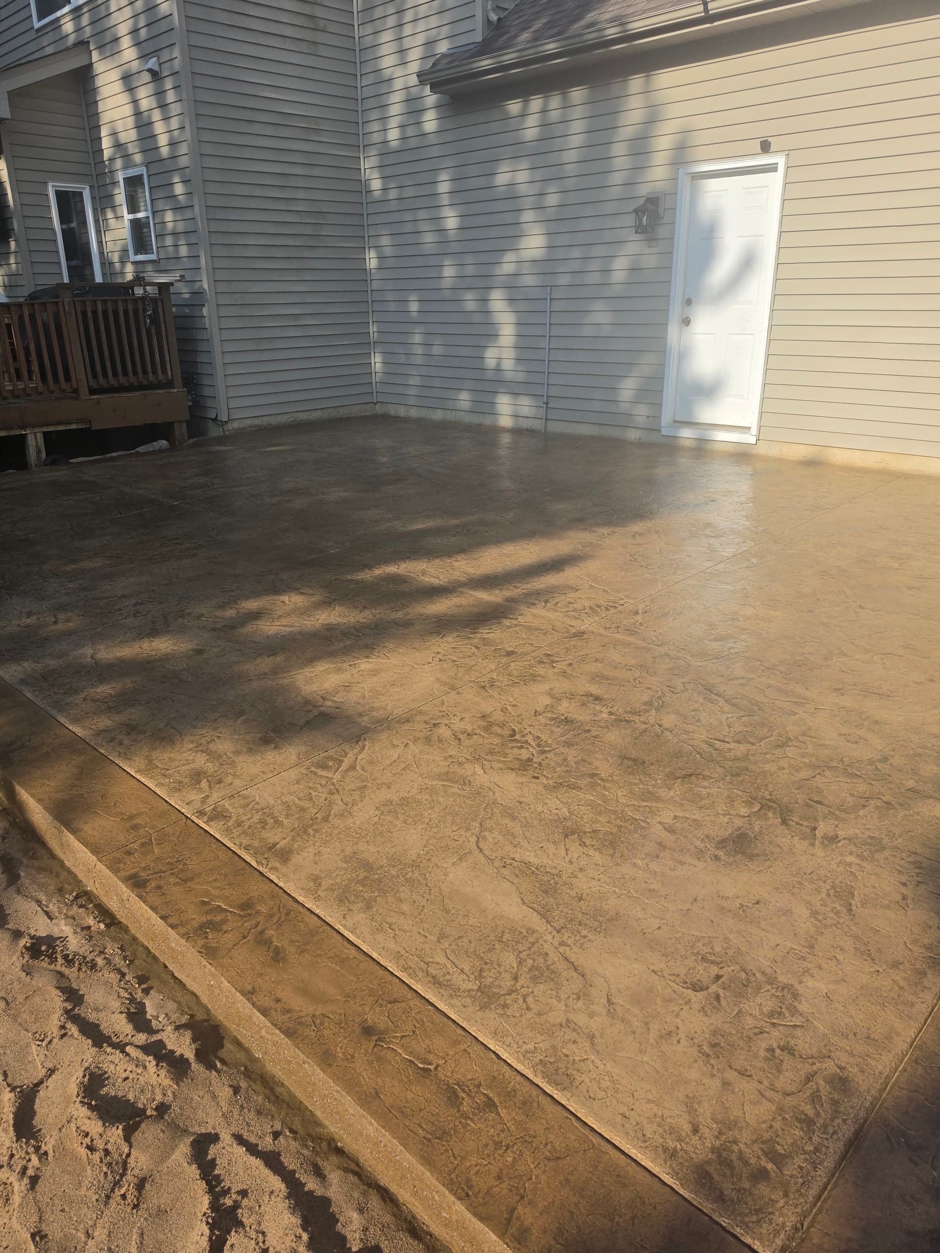 Gallery photos for Roman Slate Stamped Patios and Broom Finish Concrete Wrapping Up the Week: Image #2
