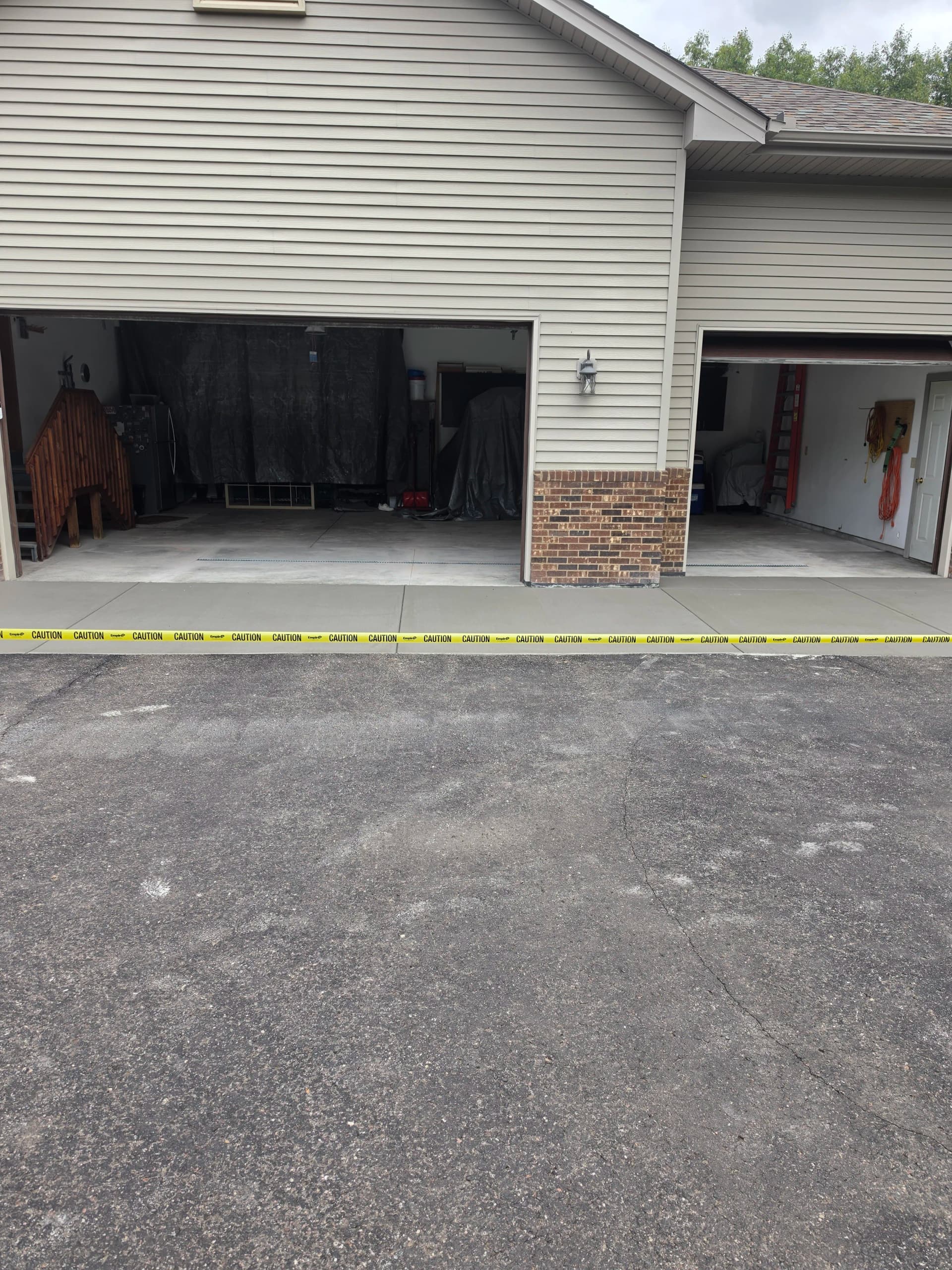 Gallery photos for Garage and Shed Concrete Tearout with Drains, Aprons, and Sidewalk: Image #5