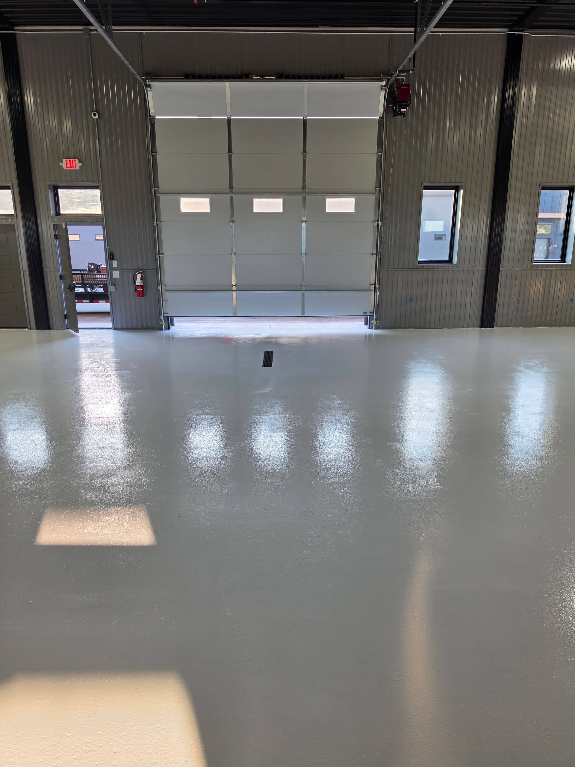Gallery photos for Driveway, Patio, Shop Floor Coating and Curved Walkway Ramp All in One Week: Image #6