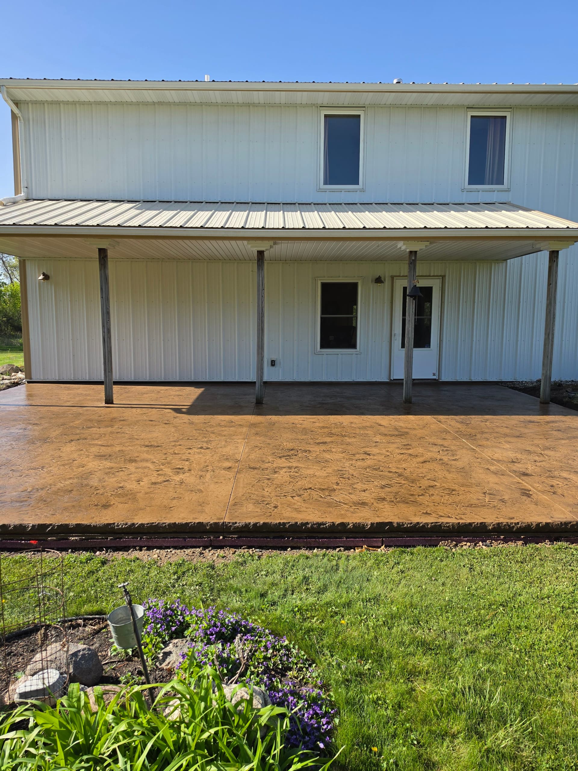 Gallery photos for Stamped, Textured, and Broom-Finish Concrete Patios Built to Last: Image #4