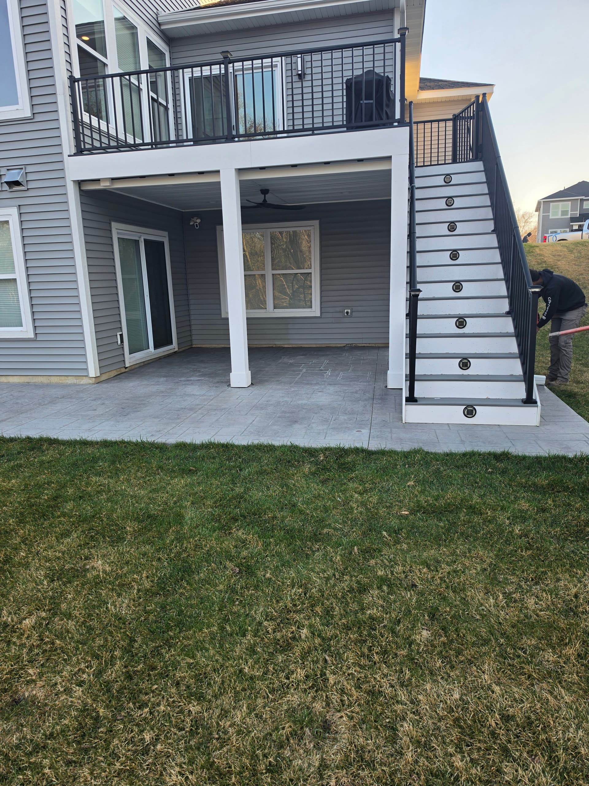 Gallery photos for Stamped Concrete Patio Clean and Re-Seal Results: Image #7