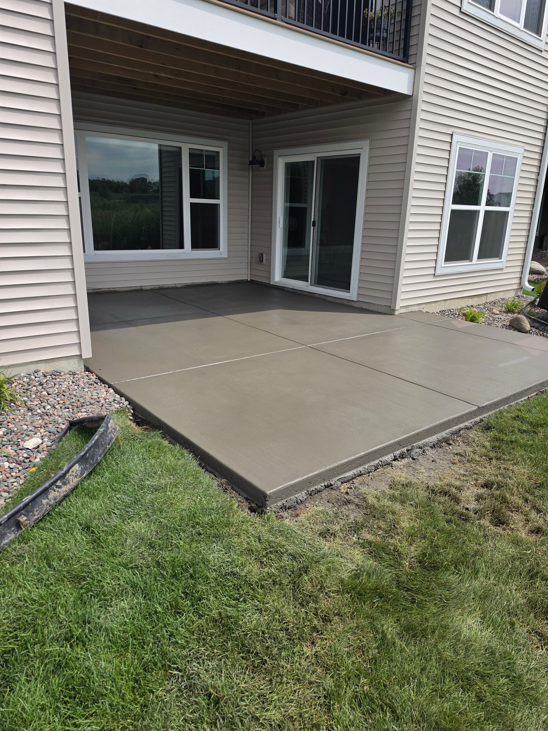 Gallery photos for Driveway, Patio, Shop Floor Coating and Curved Walkway Ramp All in One Week: Image #4