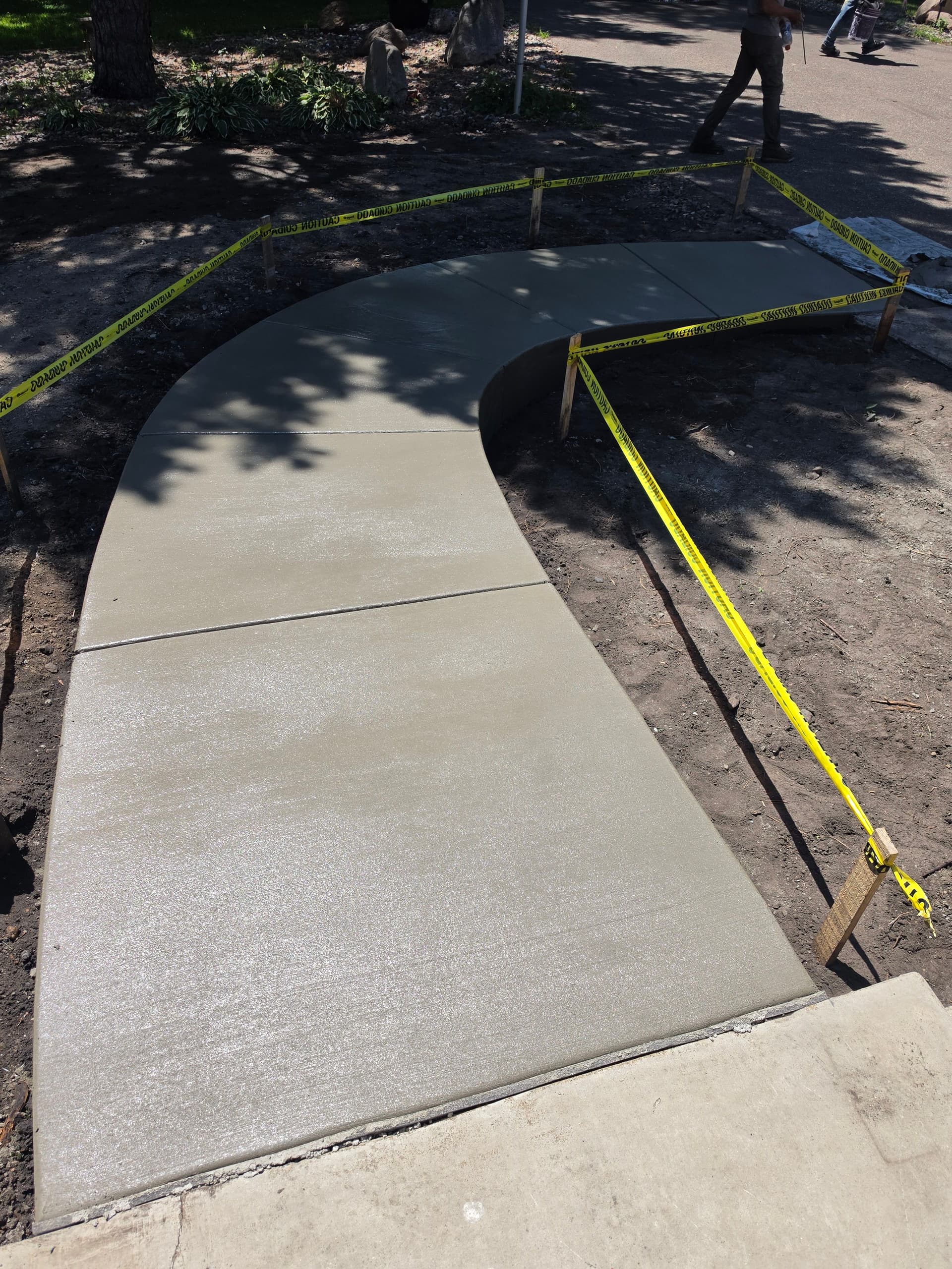 Gallery photos for Driveway, Patio, Shop Floor Coating and Curved Walkway Ramp All in One Week: Image #9